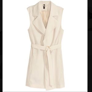 H&M DIVIDED belted vest